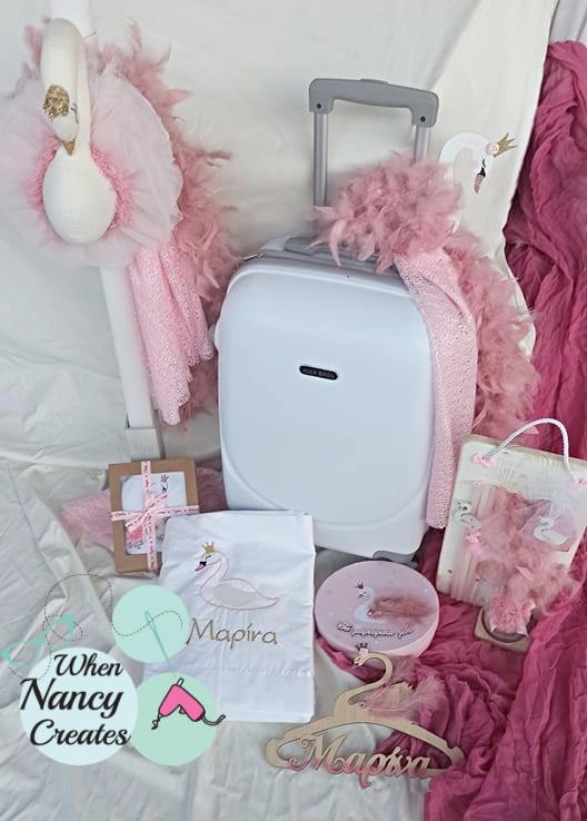 Πακέτο βάφτισης με θέμα κύκνος