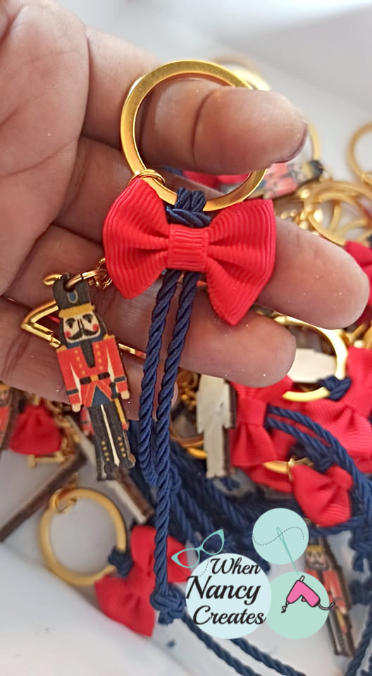 Μαρτυρικά βάφτισης μπρελόκ με θέμα καρυοθραύστης