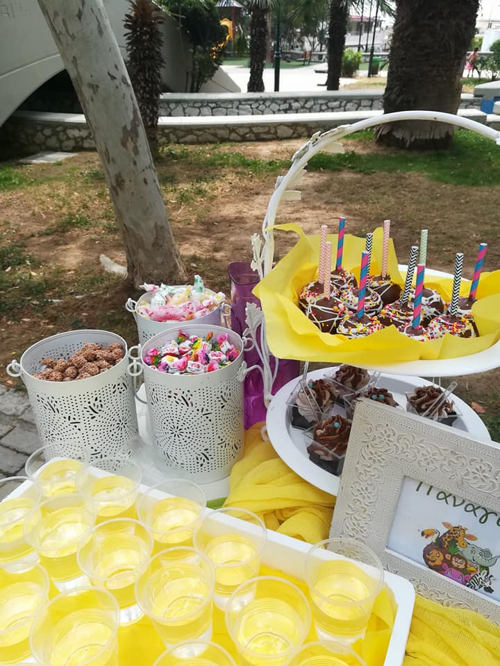 Candy bar 100 ατόμων με θέμα Ζωάκια της ζούγκλας