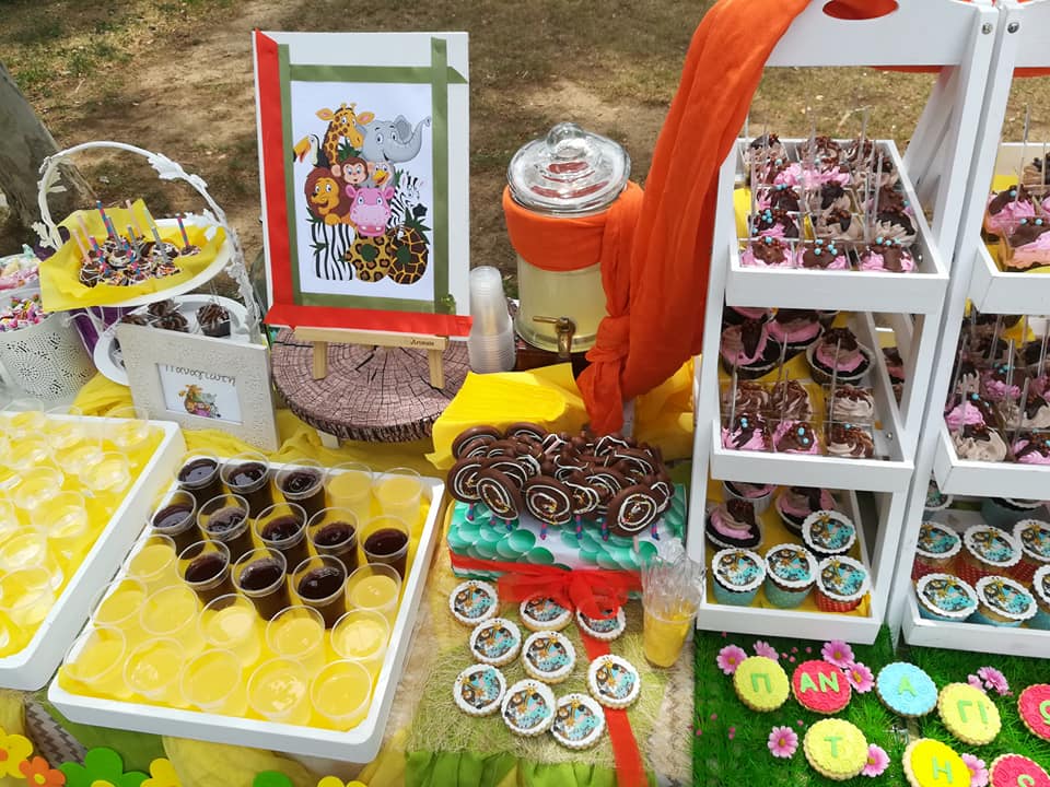 Candy bar 100 ατόμων με θέμα Ζωάκια της ζούγκλας