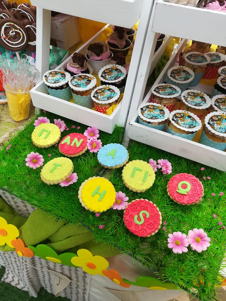 Candy bar 100 ατόμων με θέμα Ζωάκια της ζούγκλας