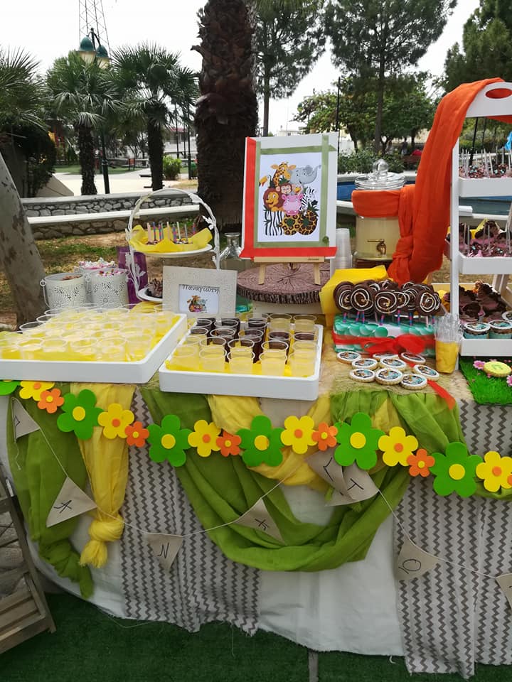 Candy bar 100 ατόμων με θέμα Ζωάκια της ζούγκλας