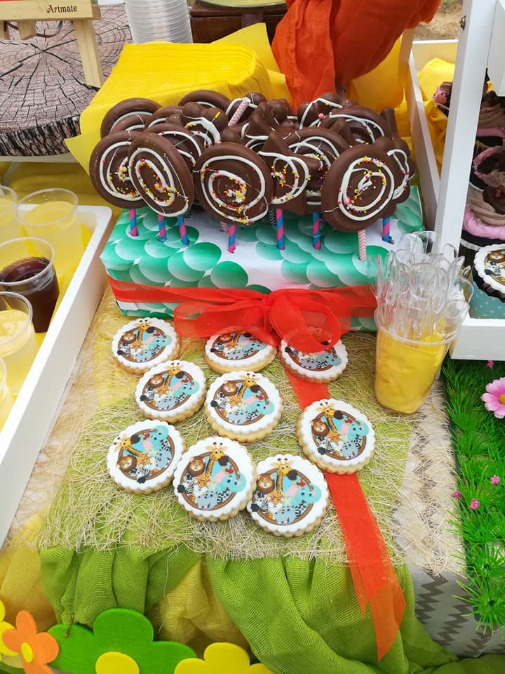 Candy bar 100 ατόμων με θέμα Ζωάκια της ζούγκλας