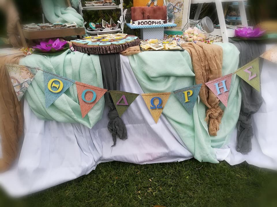 Candy bar 100 ατόμων με θέμα Vintage αγοράκι