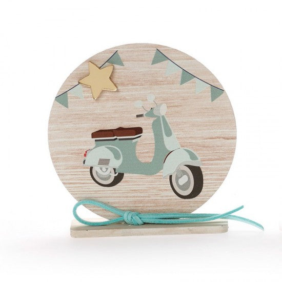 Μπομπονιέρα βάπτισης ξύλινο στρογγυλό καδράκι με βάση σχέδιο βέσπα Model:ΚΒΤ-356
