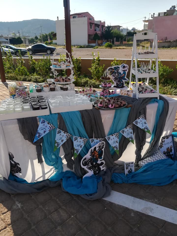 Candy bar 100 ατόμων με θέμα Μηχανή