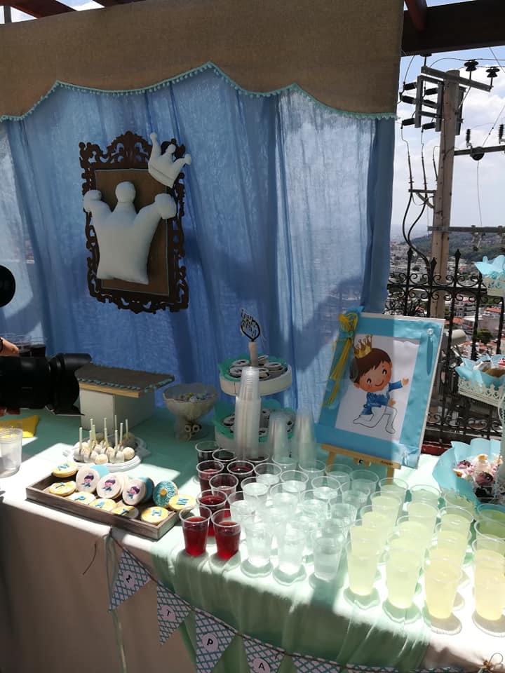 Candy bar 100 ατόμων με θέμα Πρίγκιπας