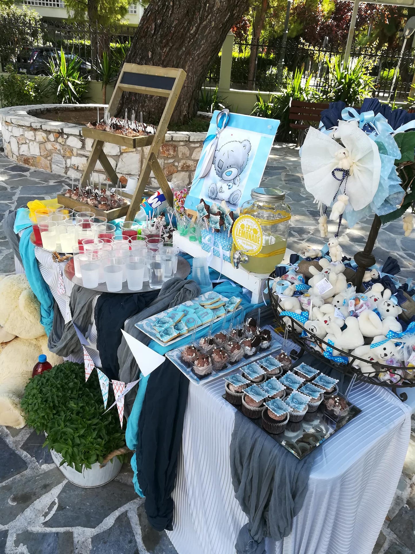 Candy bar 100 ατόμων με θέμα Αρκουδάκι