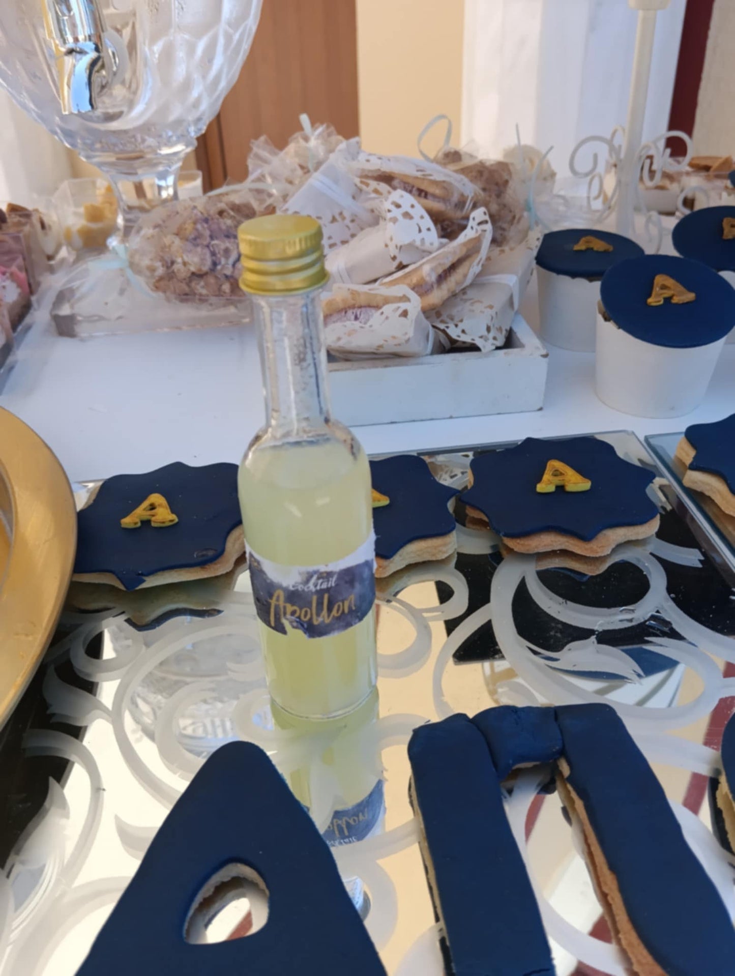 Candy bar 100 ατόμων με θέμα το αρχικό γράμμα