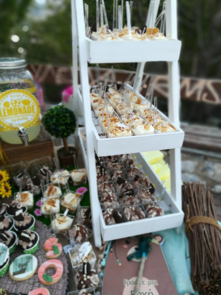 Candy bar 100 ατόμων με θέμα Ζωάκια του δάσους