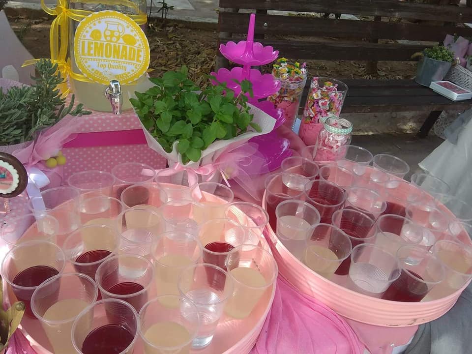 Candy bar 100 ατόμων με θέμα Κορώνα
