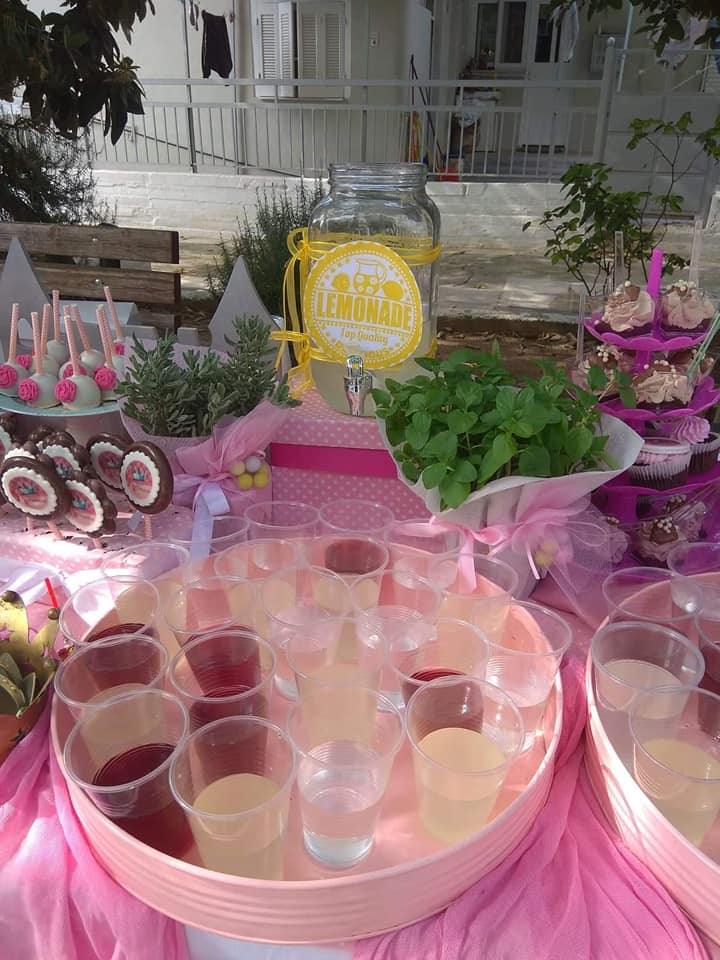 Candy bar 100 ατόμων με θέμα Κορώνα