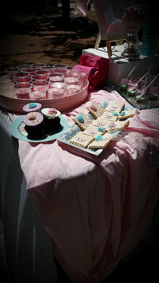 Candy bar 100 ατόμων με θέμα Γοβάκι