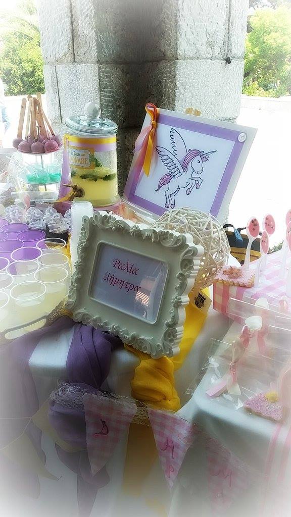 Candy bar 100 ατόμων με θέμα Μονόκερος