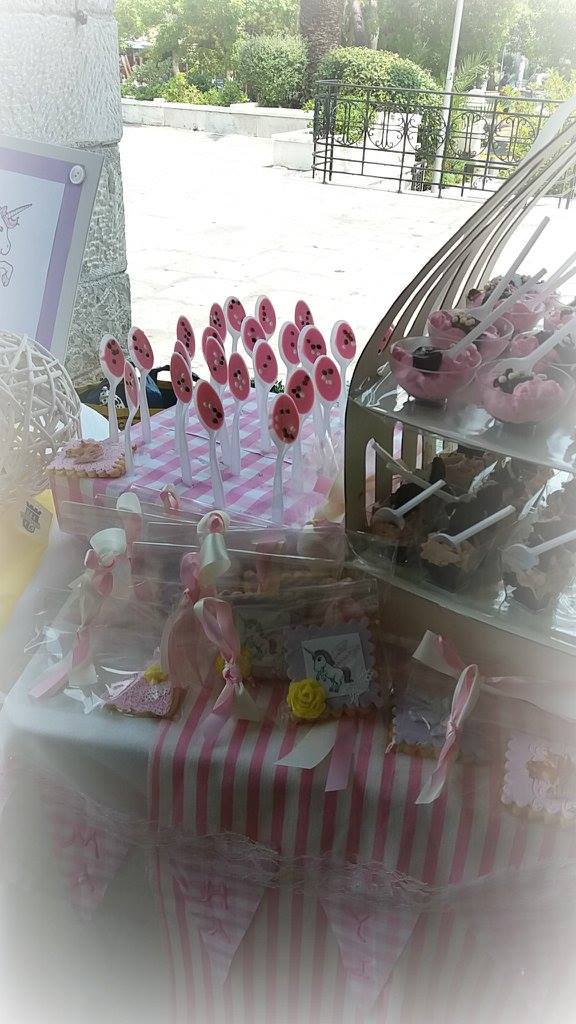 Candy bar 100 ατόμων με θέμα Μονόκερος