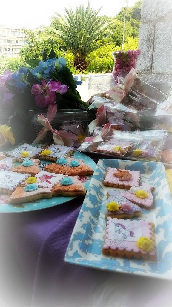 Candy bar 100 ατόμων με θέμα Μονόκερος