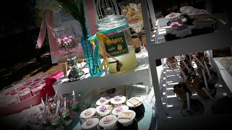 Candy bar 100 ατόμων με θέμα Γοβάκι