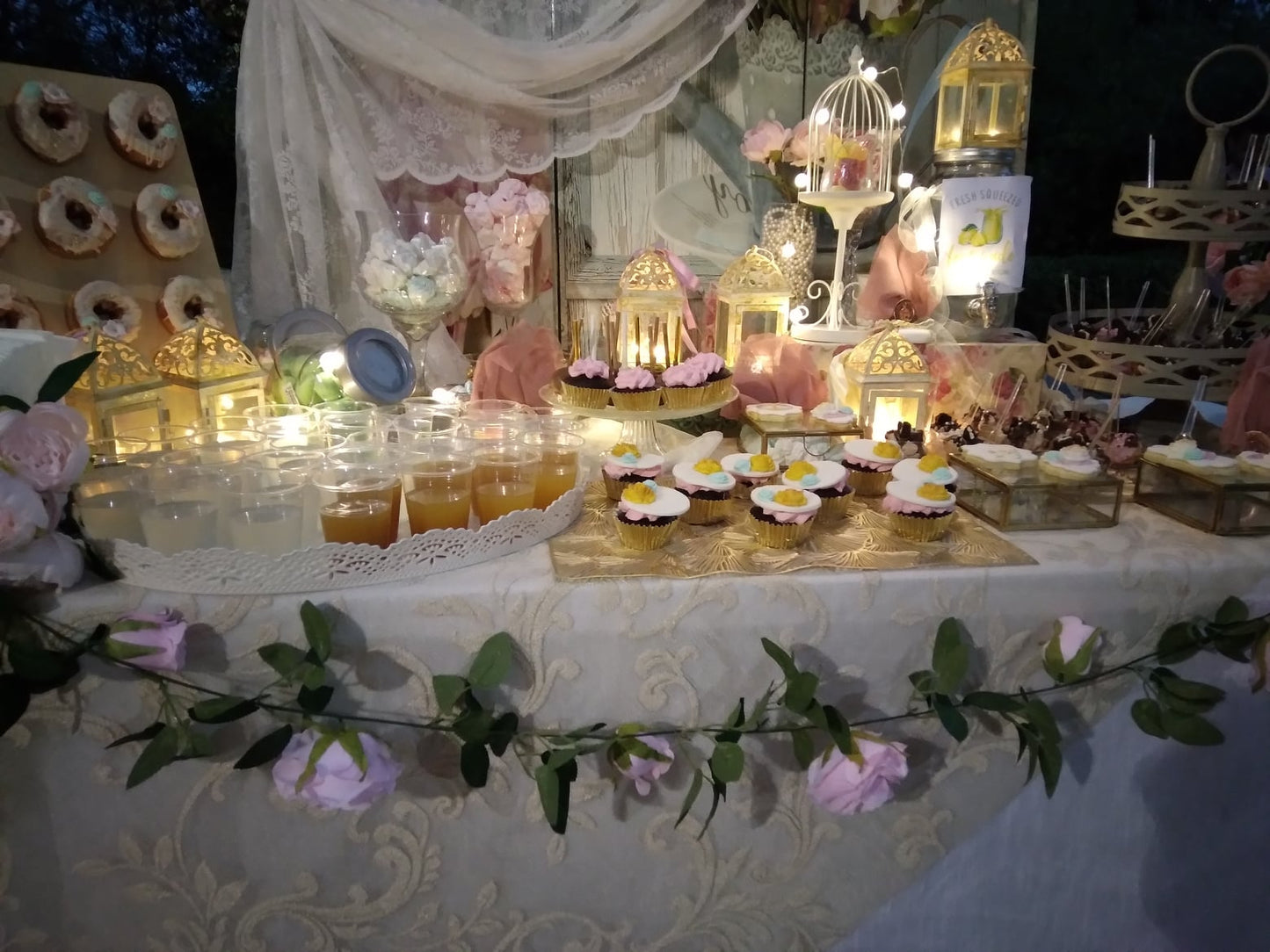 Candy bar 100 ατόμων με θέμα Ρομαντικό
