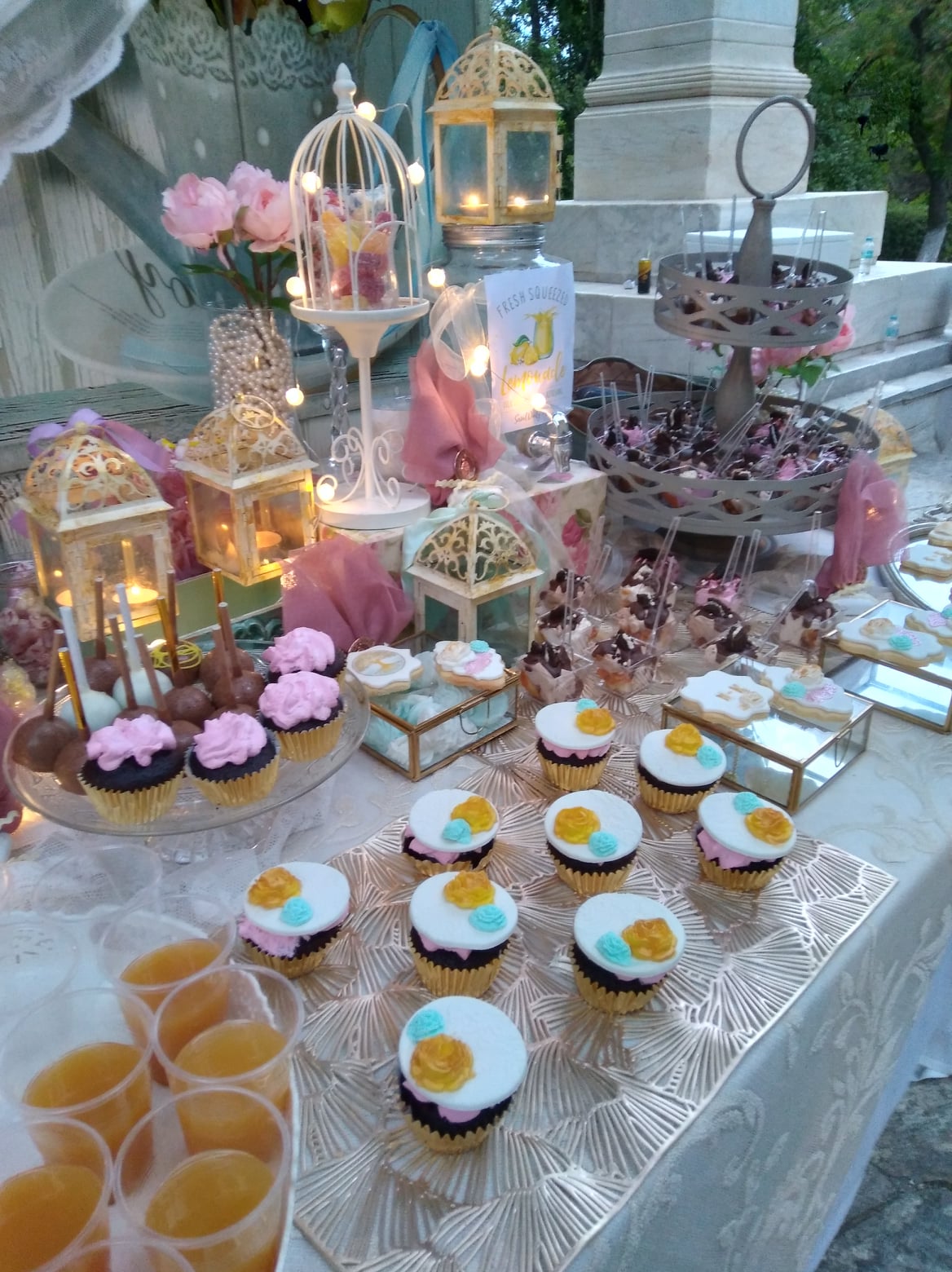 Candy bar 100 ατόμων με θέμα Ρομαντικό