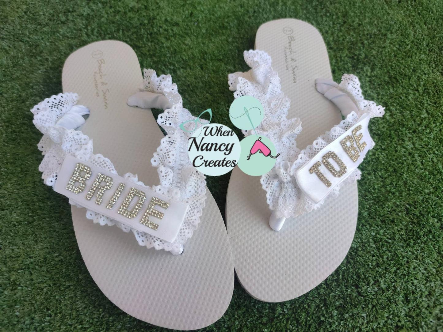 Νυφικές σαγιονάρες με δαντέλα Bride to be