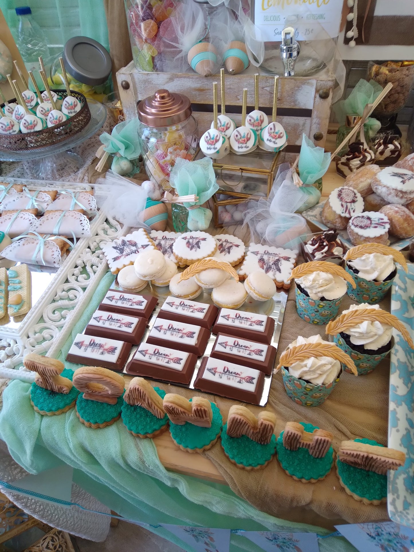 Candy bar 100 ατόμων με θέμα Boho ονειροπαγίδα