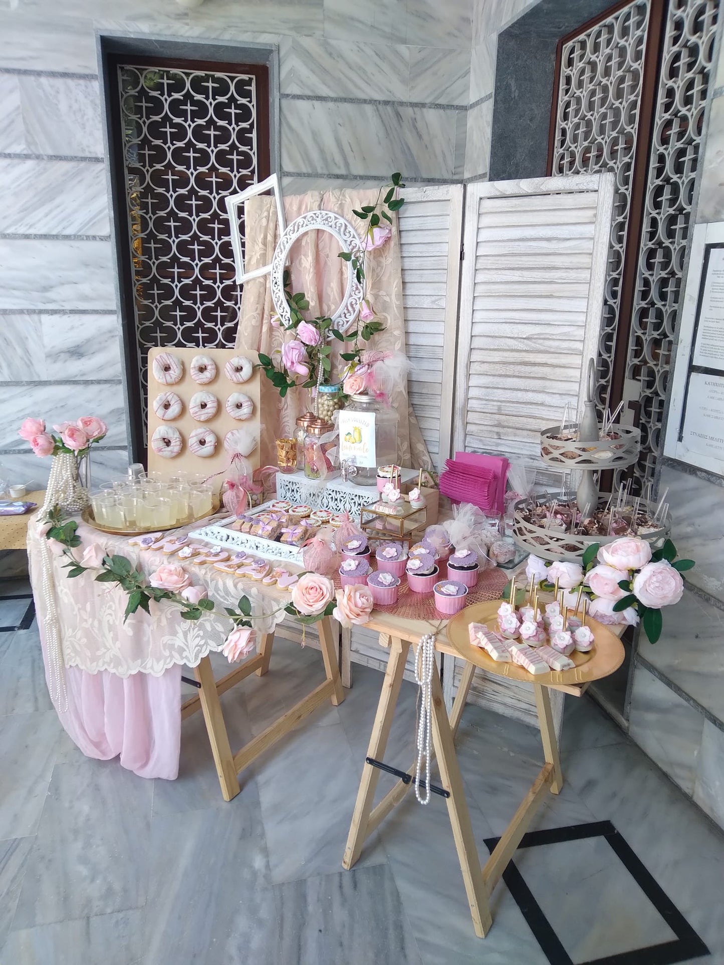 Candy bar 100 ατόμων με θέμα Λουλούδια
