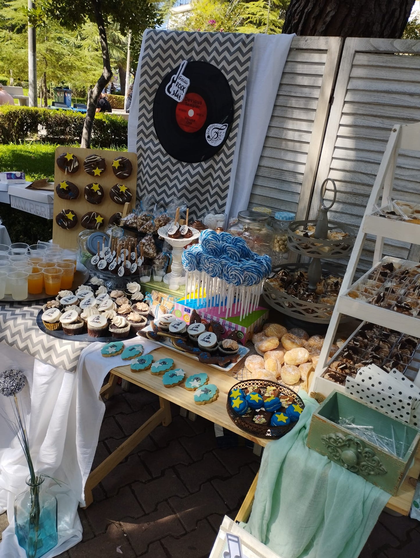Candy bar 100 ατόμων με θέμα μουσική