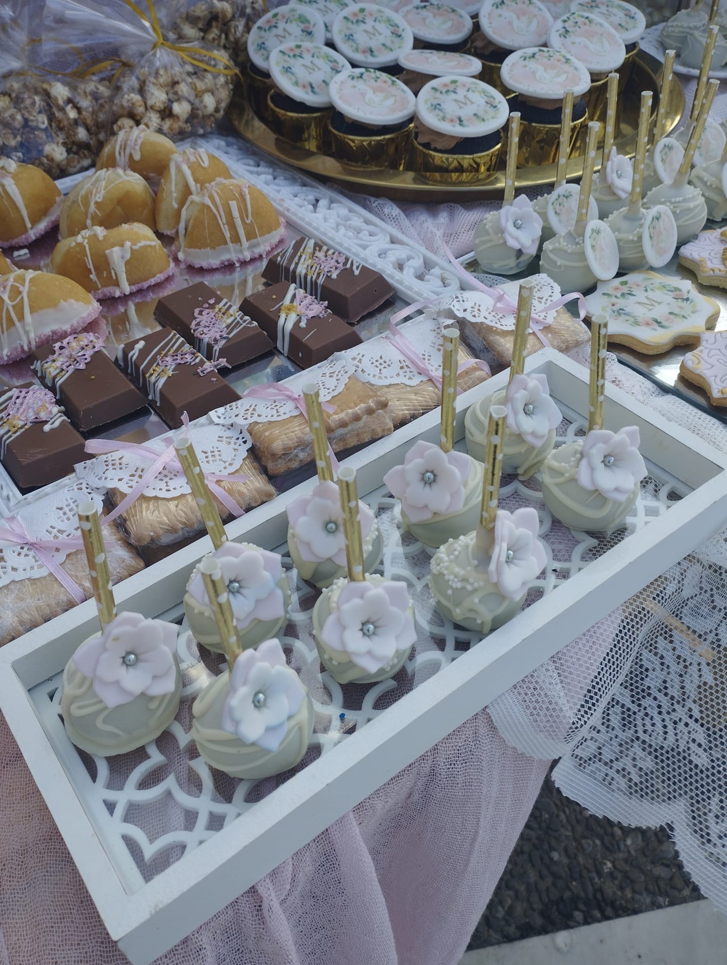 Candy bar 100 ατόμων με θέμα Κύκνος