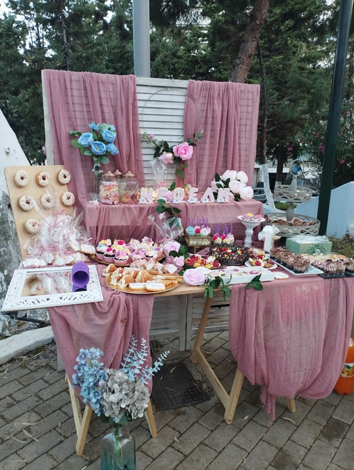 Candy bar 100 ατόμων με θέμα λουλούδια