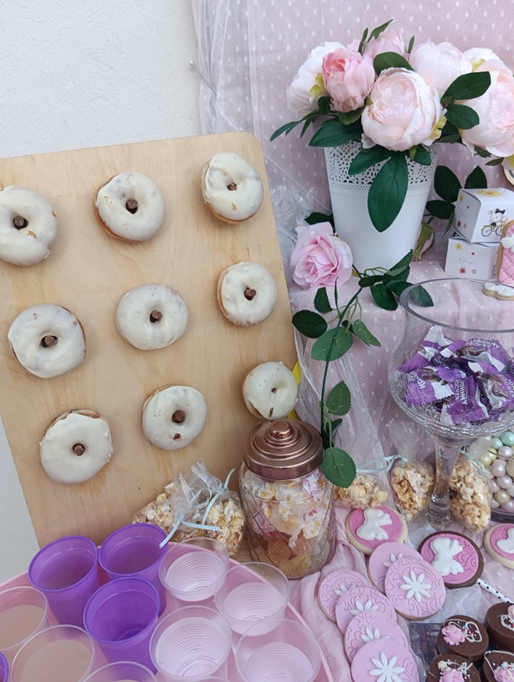 Candy bar 100 ατόμων με θέμα γατούλα