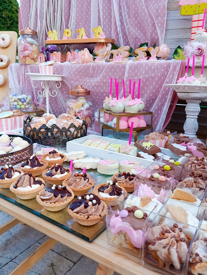 Candy bar 100 ατόμων με θέμα αστέρι