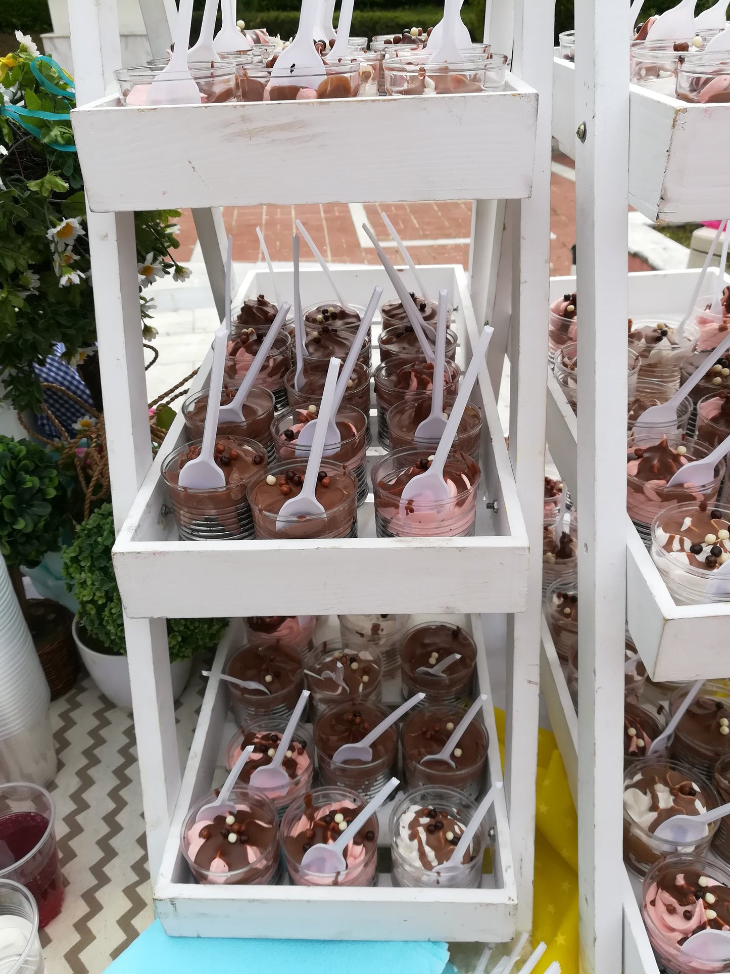 Candy bar 100 ατόμων με θέμα Γεωμετρικά σχήματα