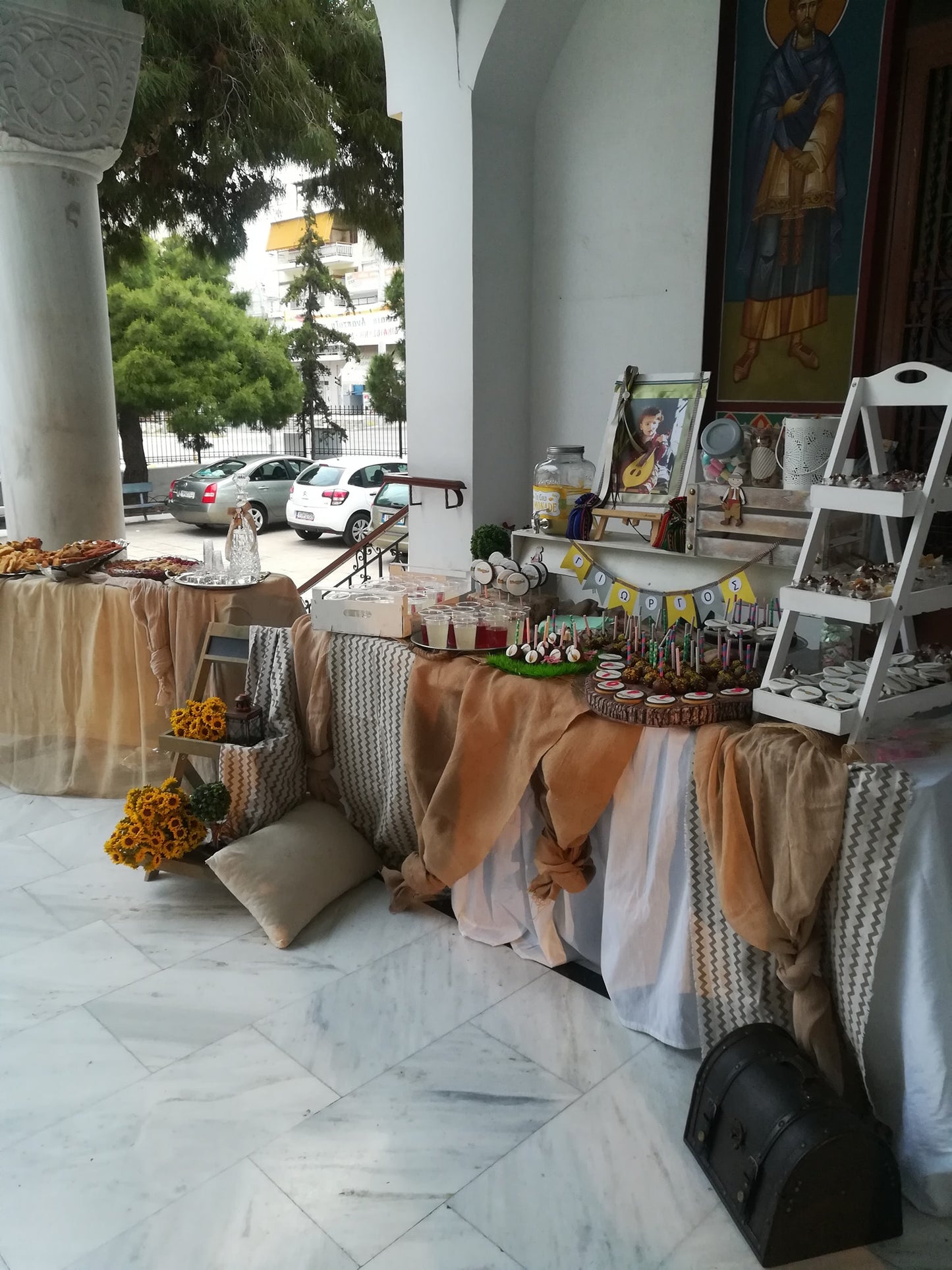 Candy bar 100 ατόμων με θέμα Κρητική λύρα