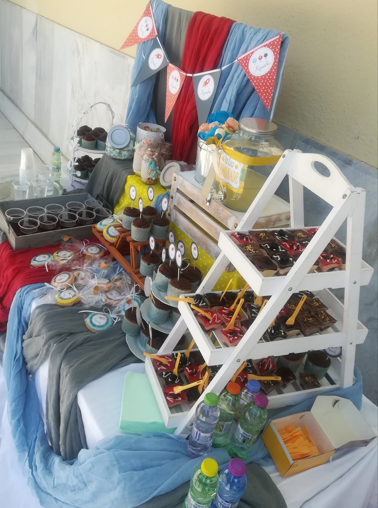 Candy bar 100 ατόμων με θέμα Διάστημα