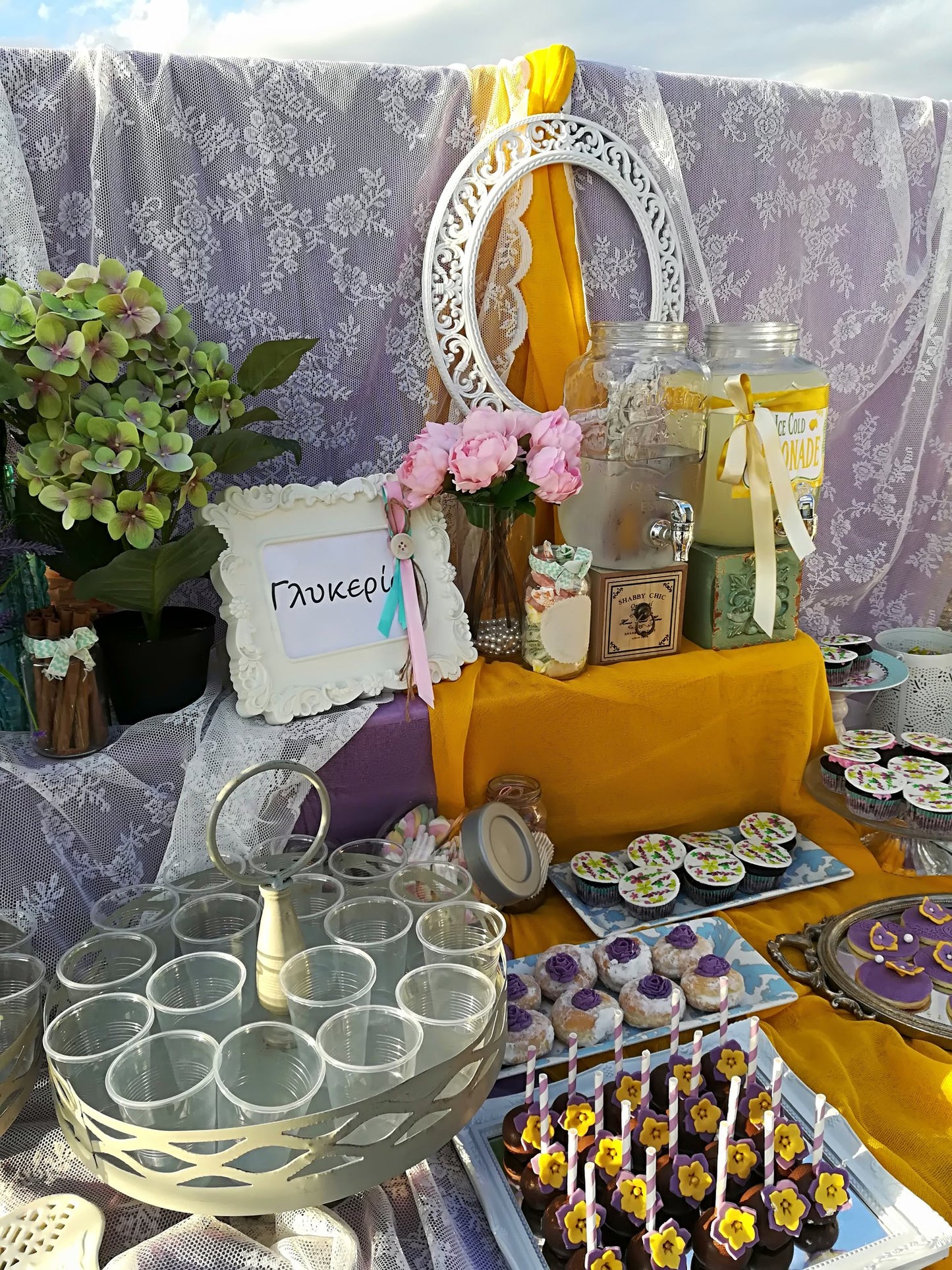 Candy bar 100 ατόμων με θέμα Λουλούδια