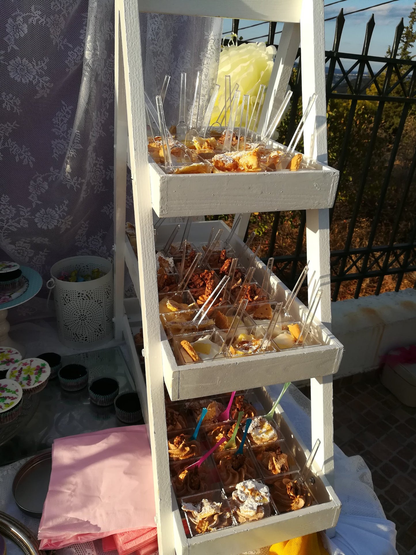 Candy bar 100 ατόμων με θέμα Λουλούδια