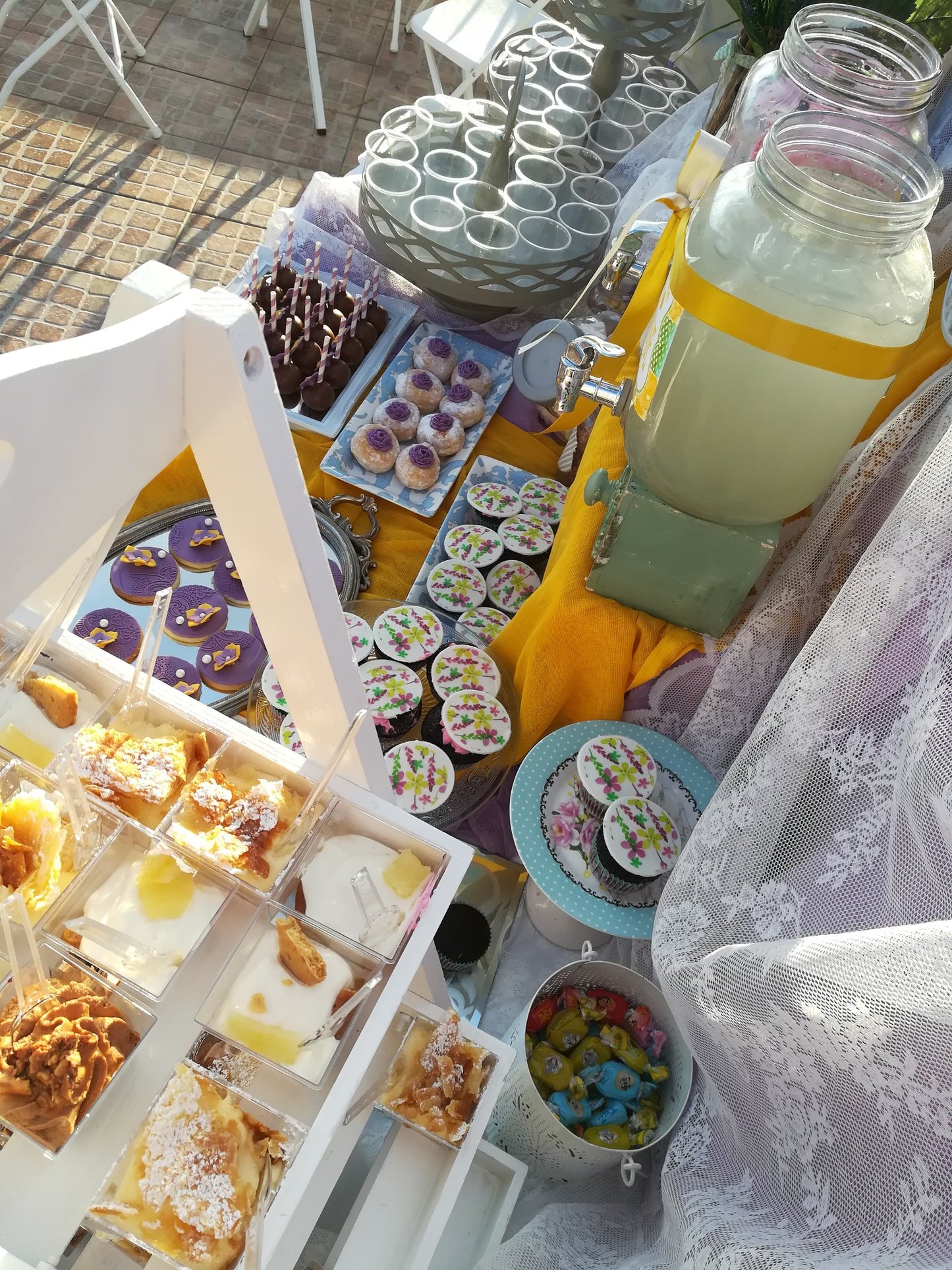 Candy bar 100 ατόμων με θέμα Λουλούδια