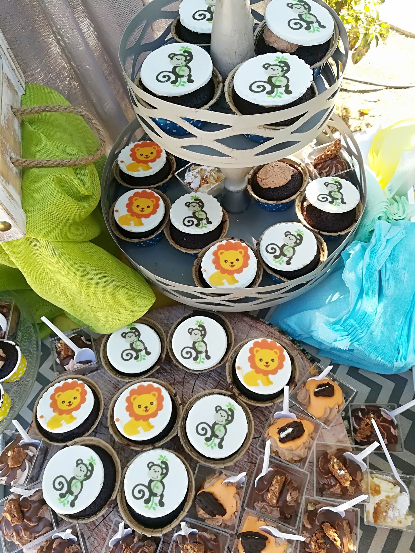 Candy bar 100 ατόμων με θέμα Ζωάκια της ζούγκλας