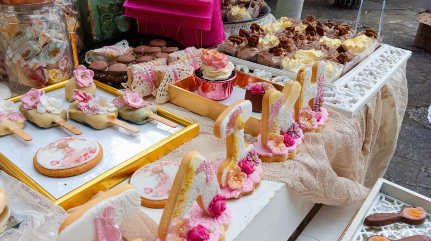 Candy bar 100 ατόμων με θέμα Κοριτσάκι