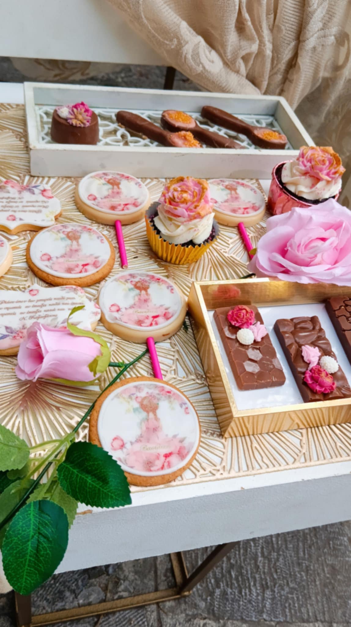 Candy bar 100 ατόμων με θέμα Κοριτσάκι