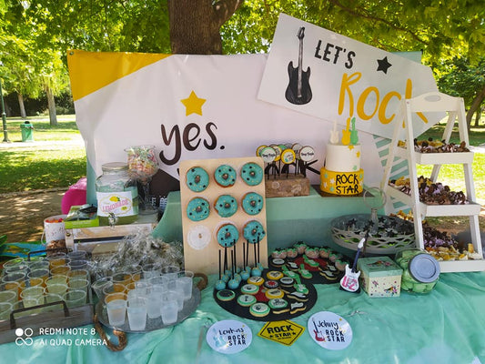 Candy bar 100 ατόμων με θέμα Μουσική