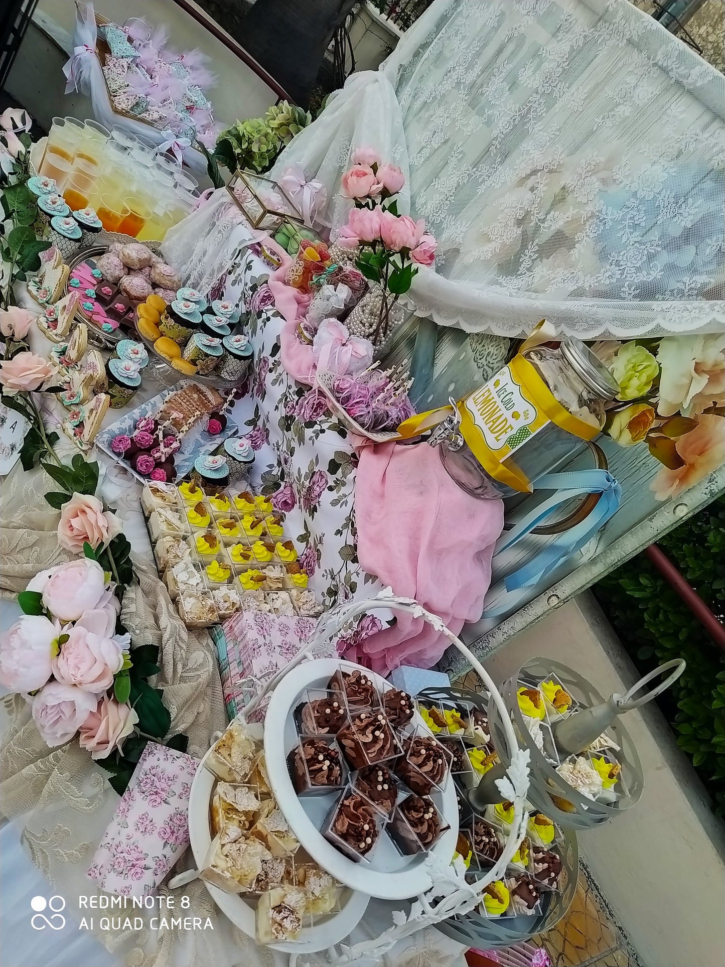 Candy bar 100 ατόμων με θέμα Λουλούδια