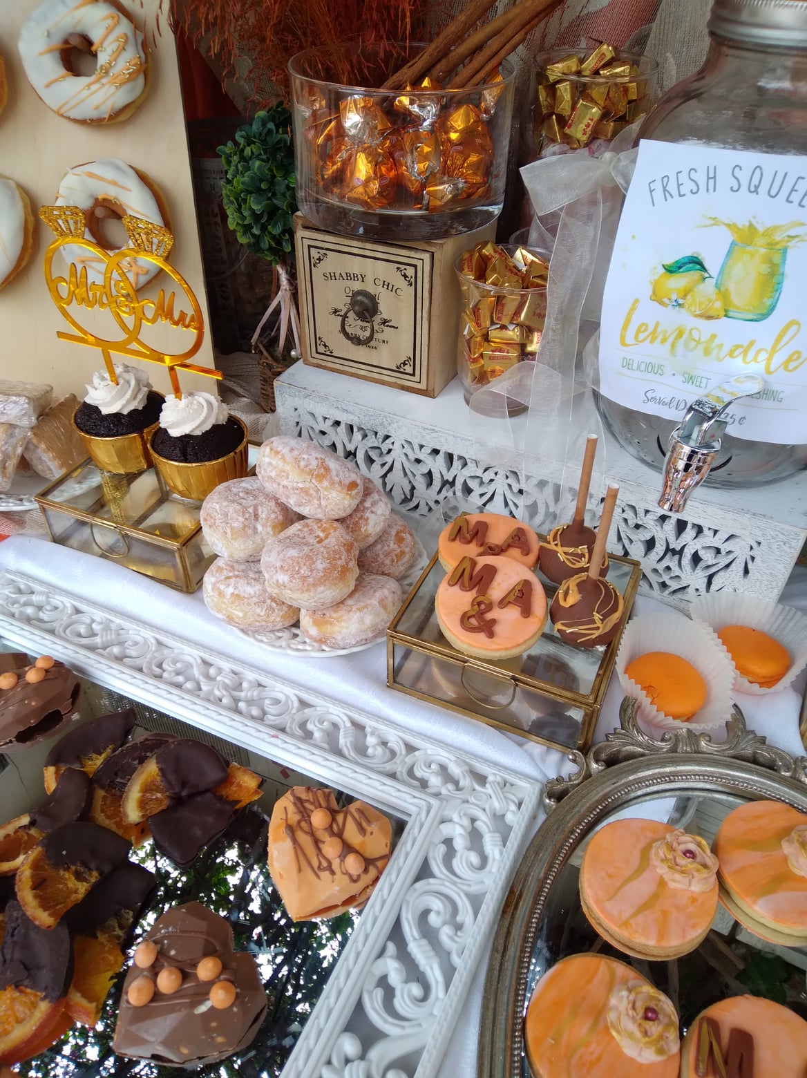 Candy bar 100 ατόμων με θέμα Πορτοκάλι