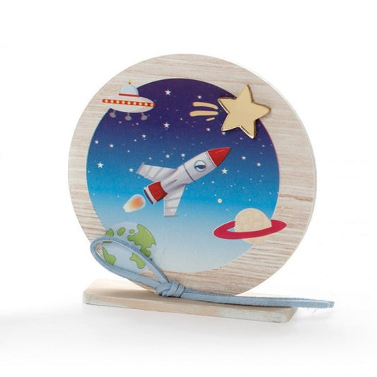 Μπομπονιέρα βάπτισης ξύλινο στρογγυλό καδράκι με βάση σχέδιο διάστημα Model:ΚΒΤ-354