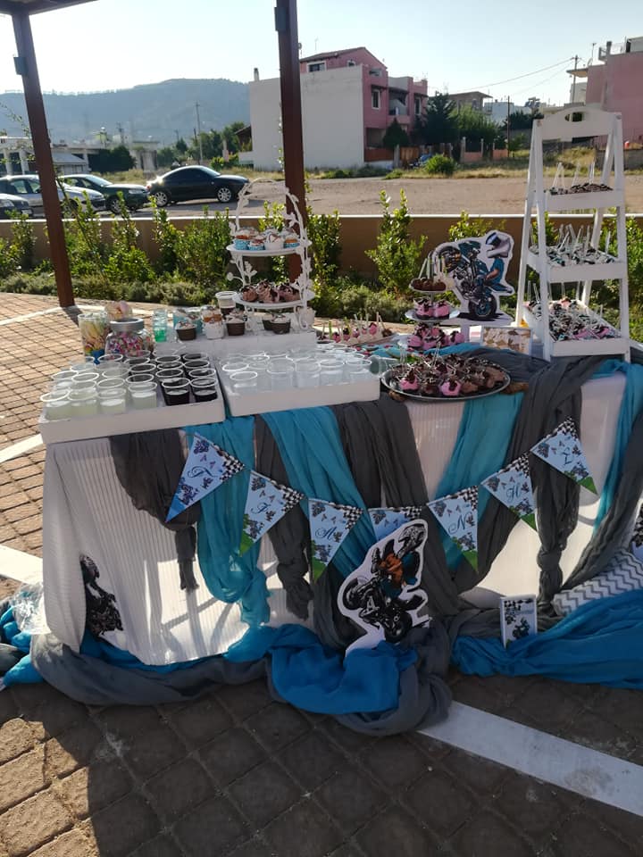 Candy bar 100 ατόμων με θέμα Μηχανή