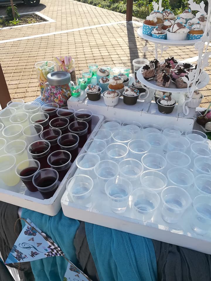 Candy bar 100 ατόμων με θέμα Μηχανή