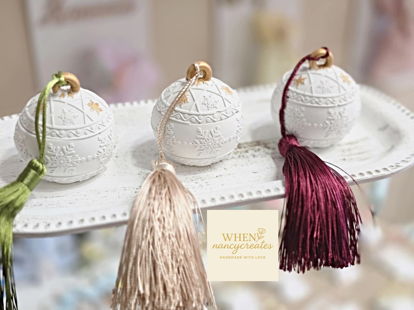 Χριστουγεννιάτικη μπάλα με αρωματικό κερί