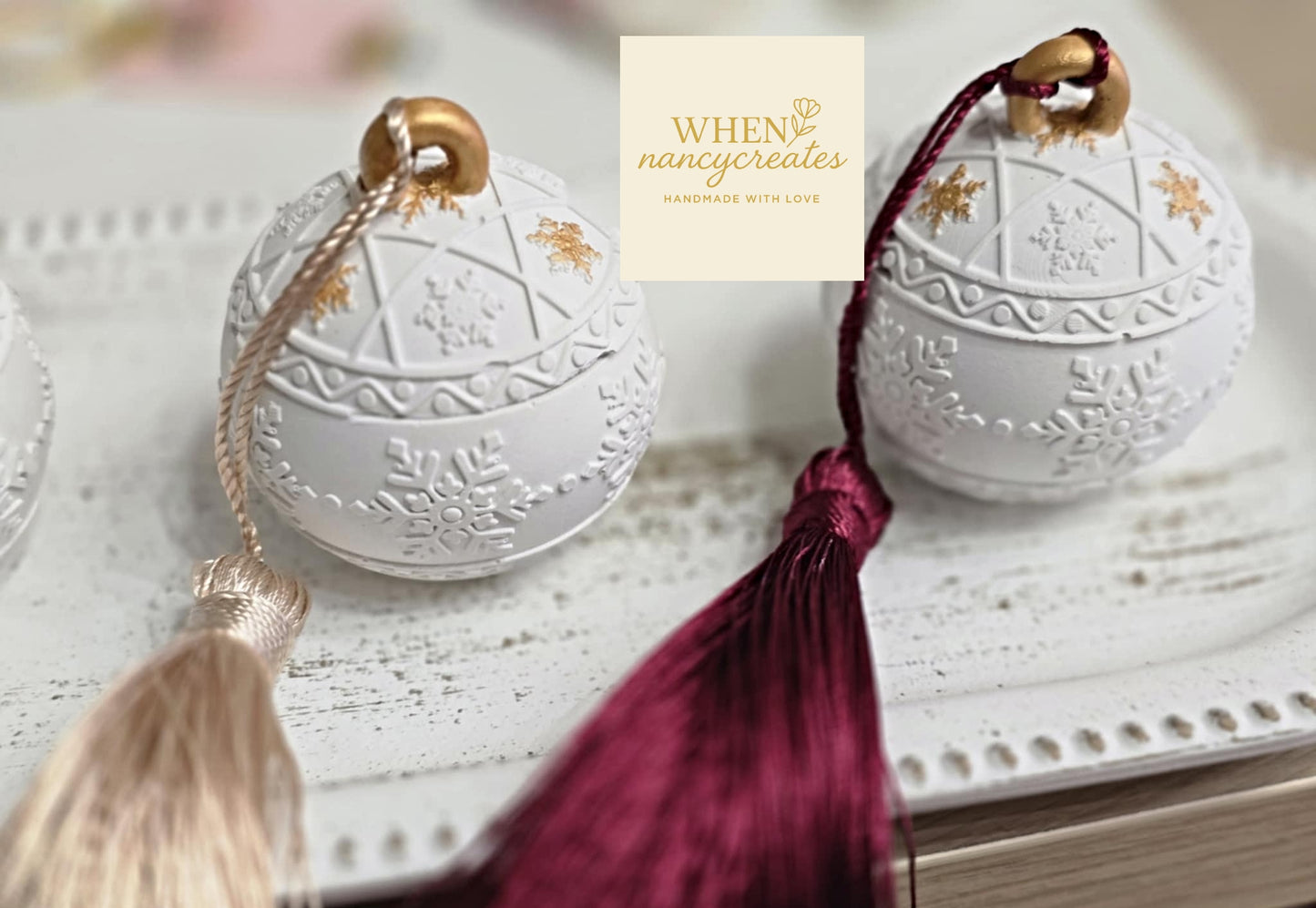 Χριστουγεννιάτικη μπάλα με αρωματικό κερί