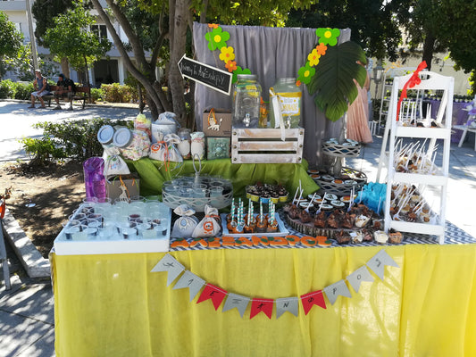 Candy bar 100 ατόμων με θέμα Ζωάκια της ζούγκλας