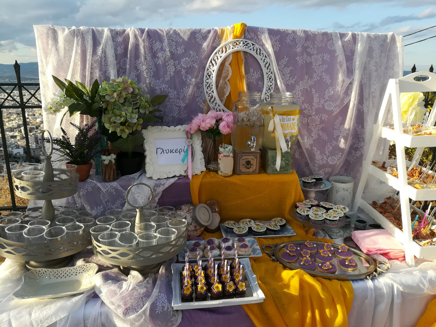 Candy bar 100 ατόμων με θέμα Λουλούδια